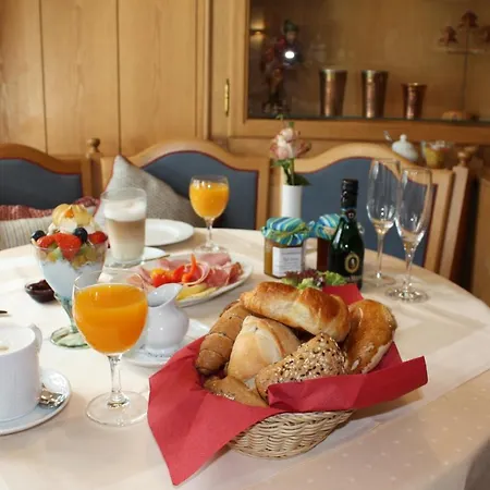 Restaurant-cafe-pension Himmel Gasthof