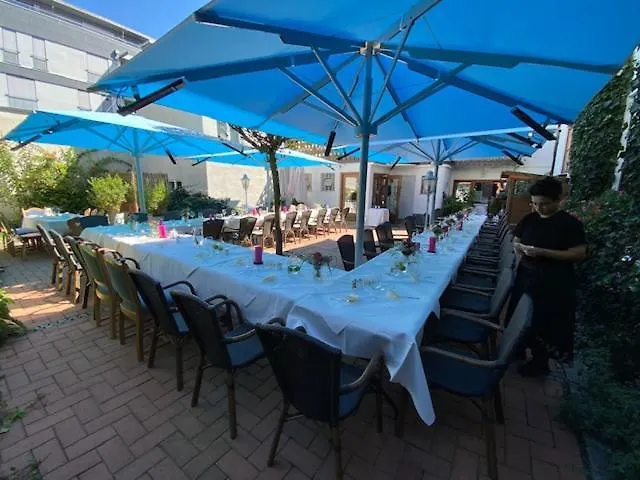 Pensjonat Restaurant-cafe-pension Himmel Landshut