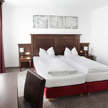 Restaurant-cafe-pension Himmel 게스트하우스 4*