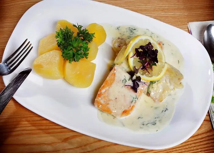 Restaurant-cafe-pension Himmel 4*