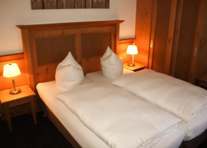 Restaurant-café-pension Himmel Affittacamere 4*